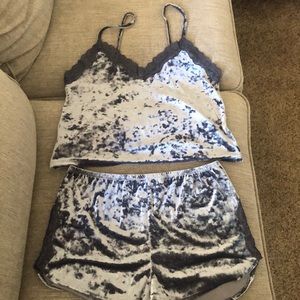 Crushed velvet pj set